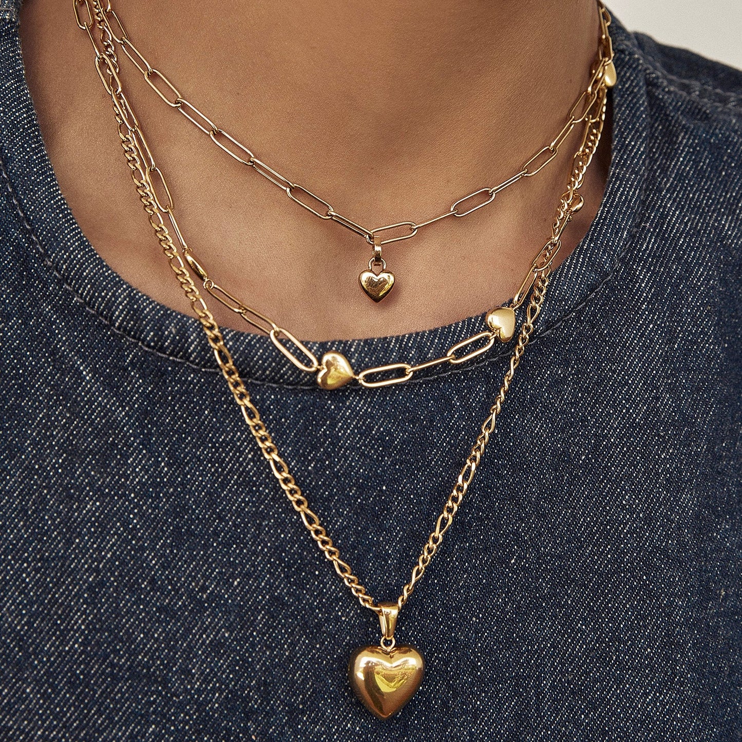 Arms of Eve Rose Heart Necklace - Gold