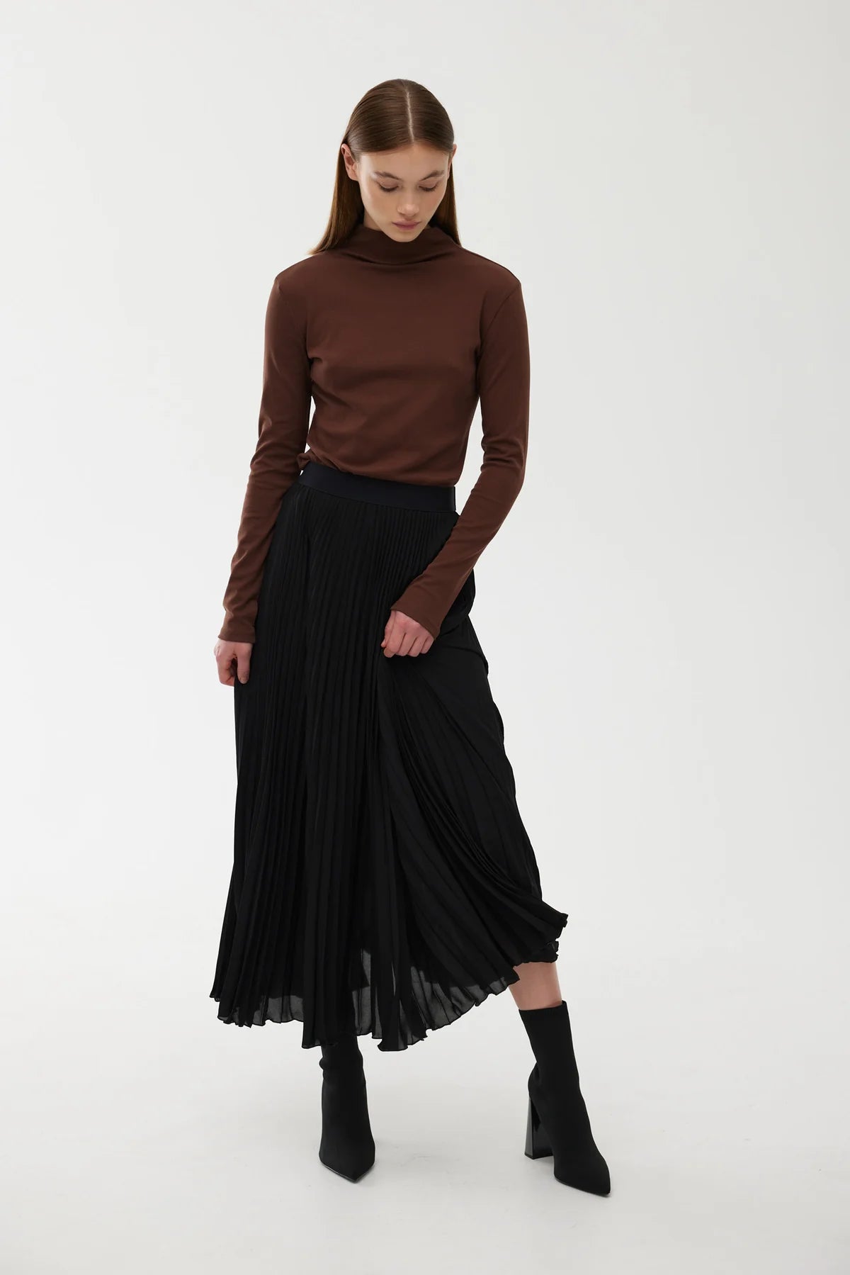 Kinney the Label Goldie Pleat Skirt - Black