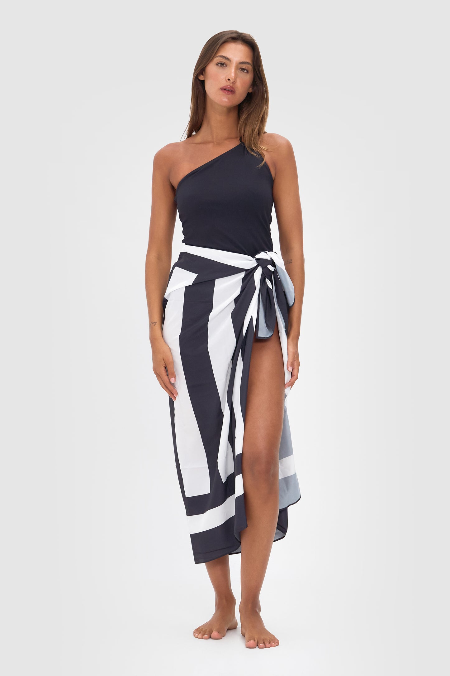 Ellery and Moss X Contessa Volpi and White Sarong