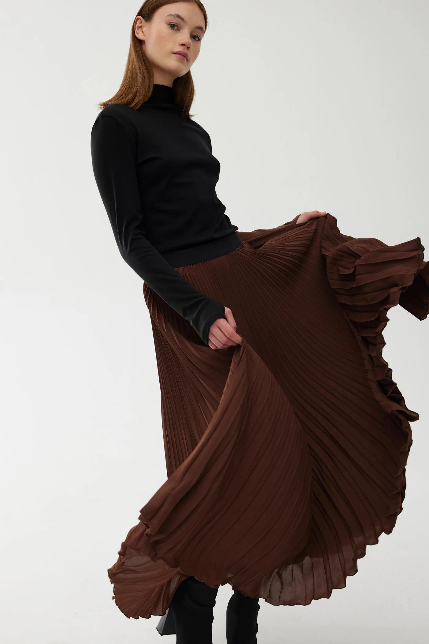 Kinney the Label Goldie Pleat Skirt - Chocolate