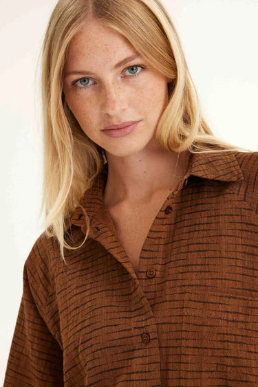 Summery Copenhagen Bonnie Shirt, Almond